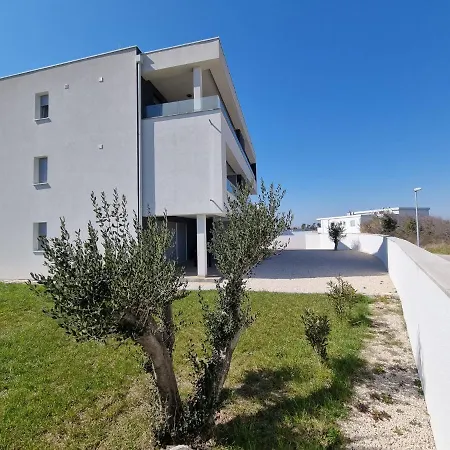 Maris Apartman *