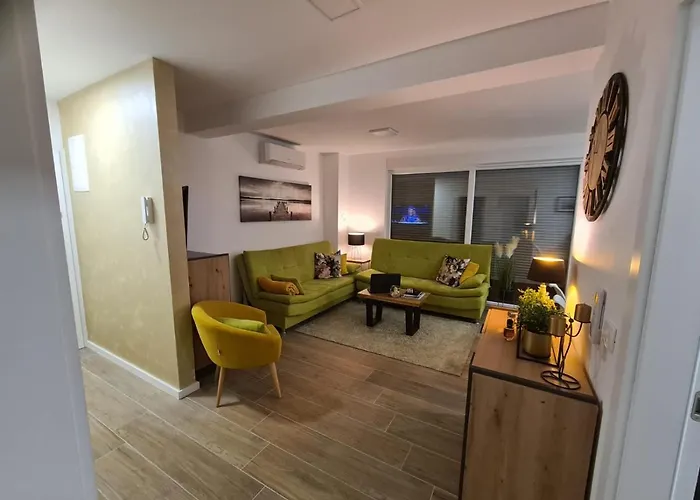 Maris Apartamento Nin