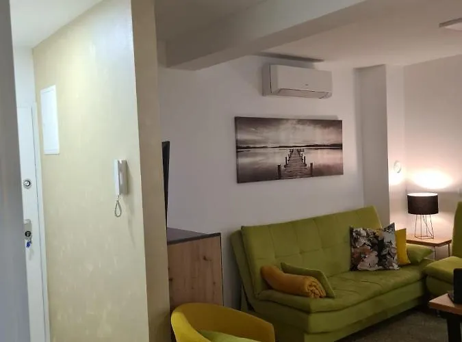 Maris Apartamento Nin